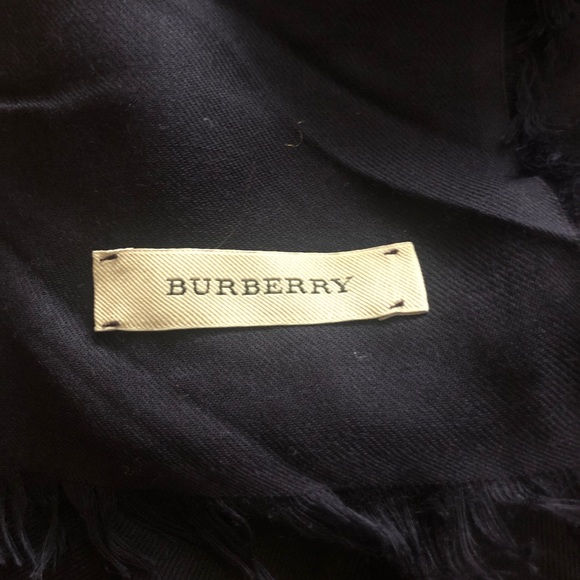 NWT Burberry purple plaid scarf 🧣